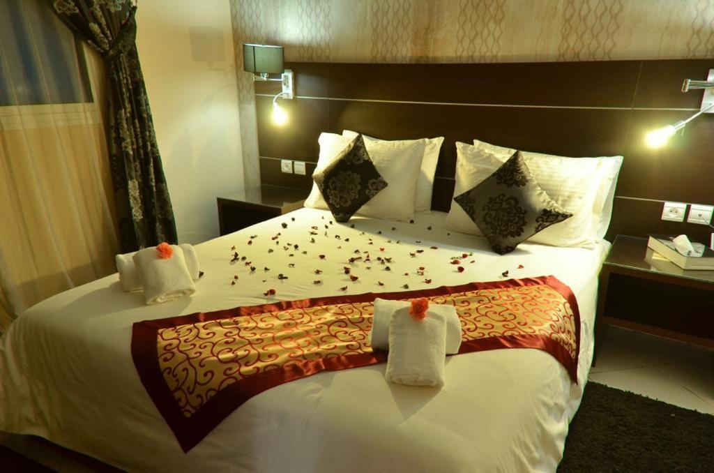 Hotel Al Akha Sidi Harazem ภายนอก รูปภาพ