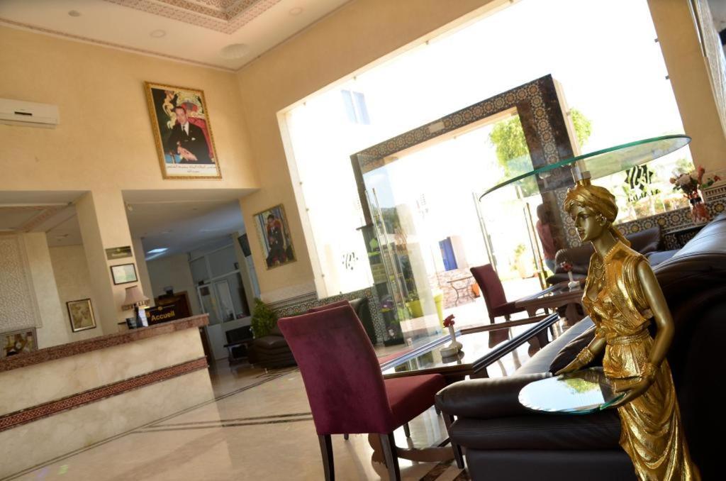 Hotel Al Akha Sidi Harazem ภายนอก รูปภาพ