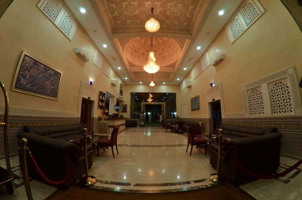 Hotel Al Akha Sidi Harazem ภายนอก รูปภาพ